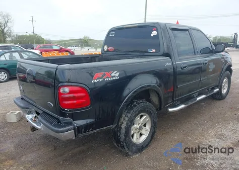 2002 Ford F-150 Lariat/Xlt z USA, uszkodzony, nr VIN 1FTRW08L72KD27457